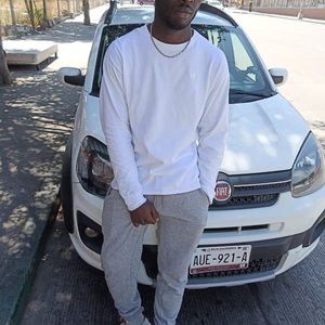 Meet your Posher, Lafontant